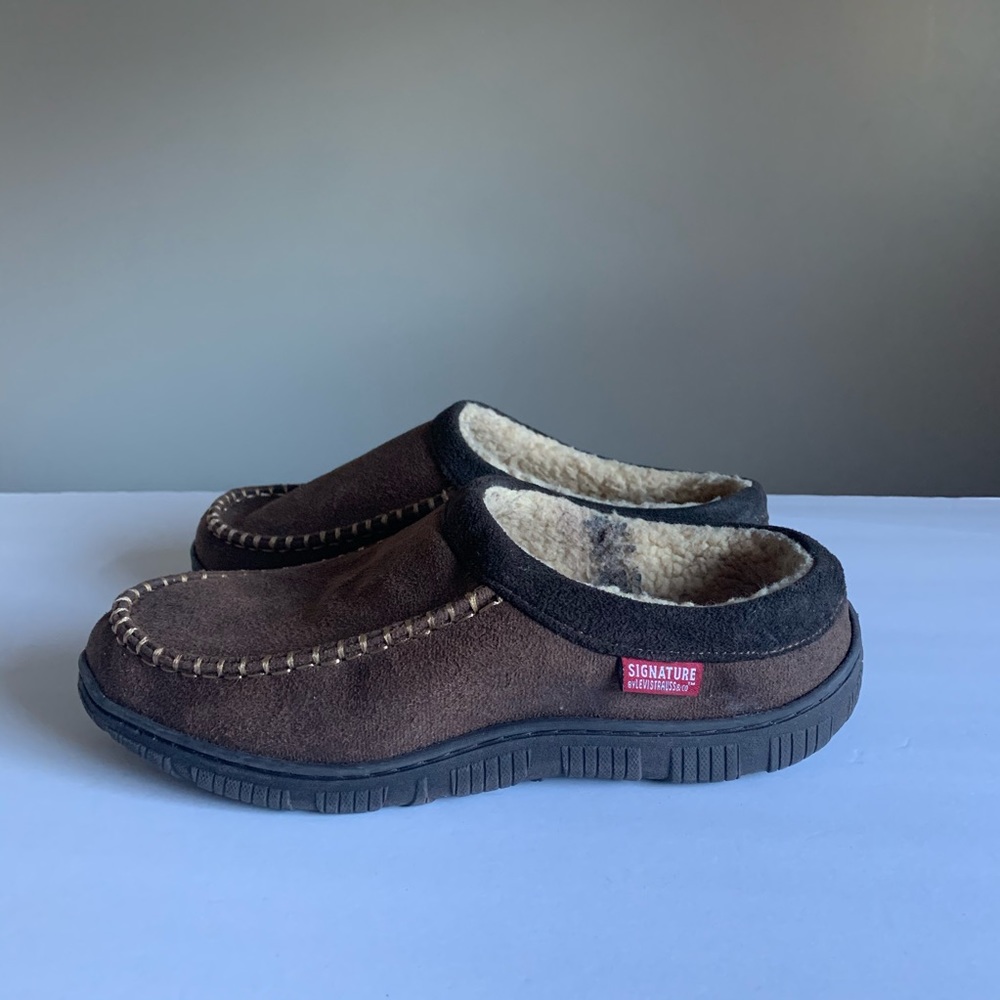 Levis Slip On